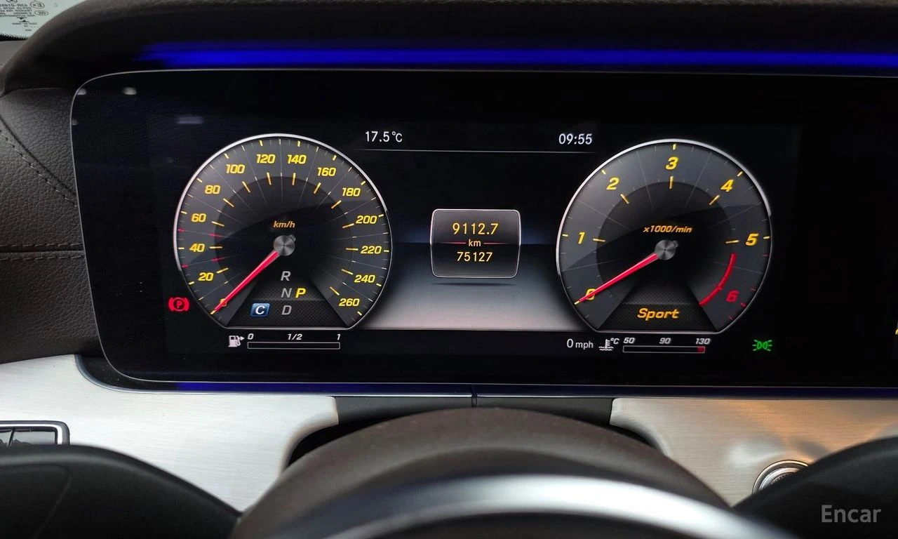 Mercedes-Benz CLS 400 4MATIC* ПОДГРЕВ* ОБДУХВАНЕ* НАВИГАЦИЯ* , снимка 6 - Автомобили и джипове - 54738261