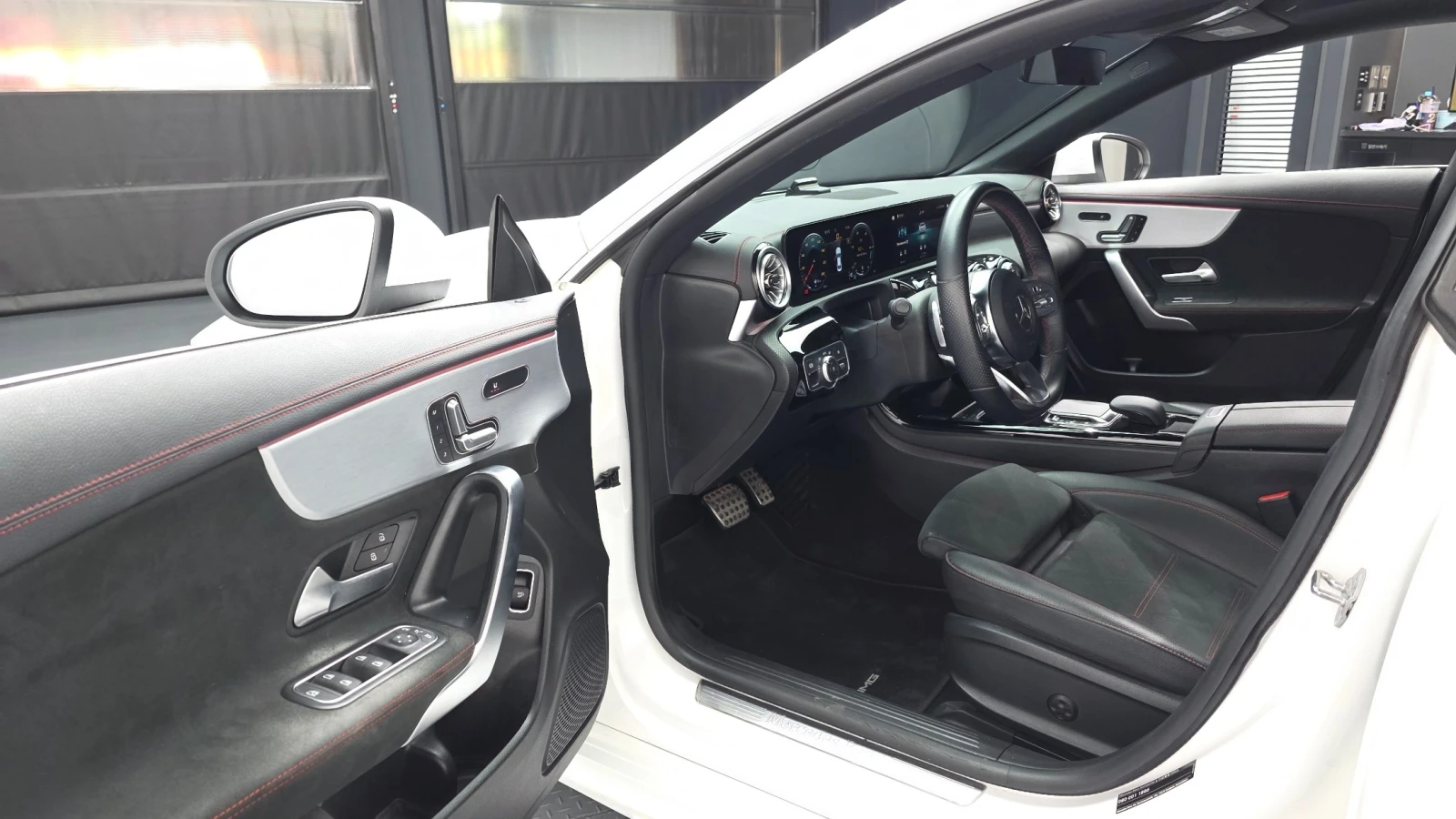 Mercedes-Benz CLA 250 CLA 250 4MATIC | Панорама | Камера | 4MATIC, снимка 13 - Автомобили и джипове - 54875324