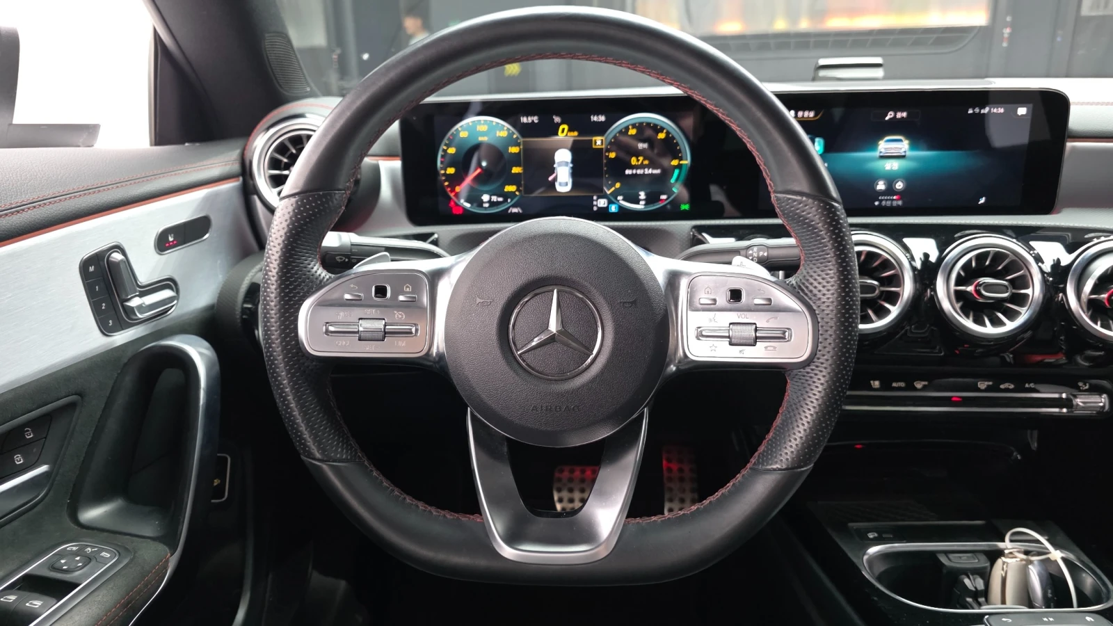 Mercedes-Benz CLA 250 CLA 250 4MATIC | Панорама | Камера | 4MATIC, снимка 9 - Автомобили и джипове - 54875324