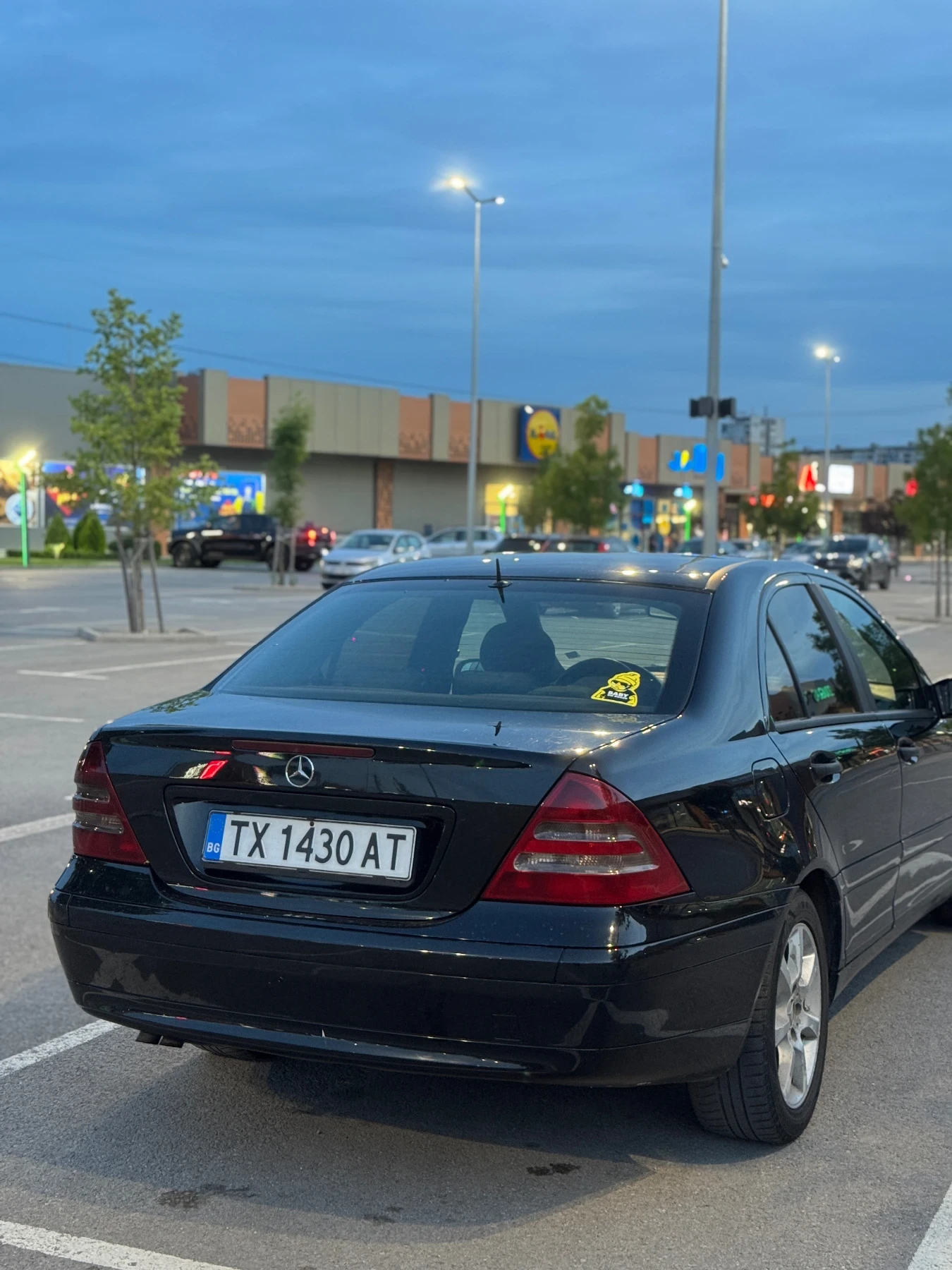 Mercedes-Benz C 220, снимка 4 - Автомобили и джипове - 54875616