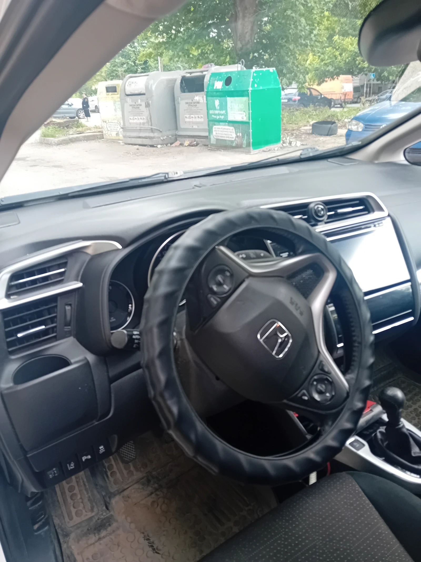 Honda Jazz 1.3i vtec, снимка 7 - Автомобили и джипове - 54884164