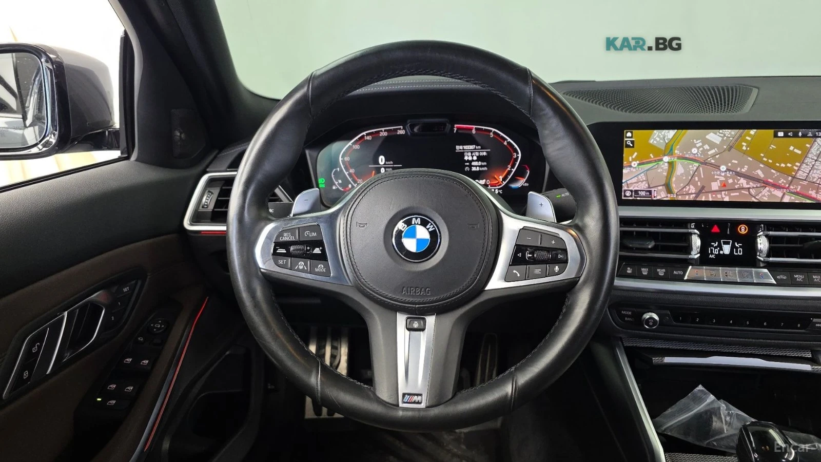 BMW 330 xDrive M Sport* HUD* КОЖА* ОБДУХВ* ПАНО* 360, снимка 12 - Автомобили и джипове - 55250434