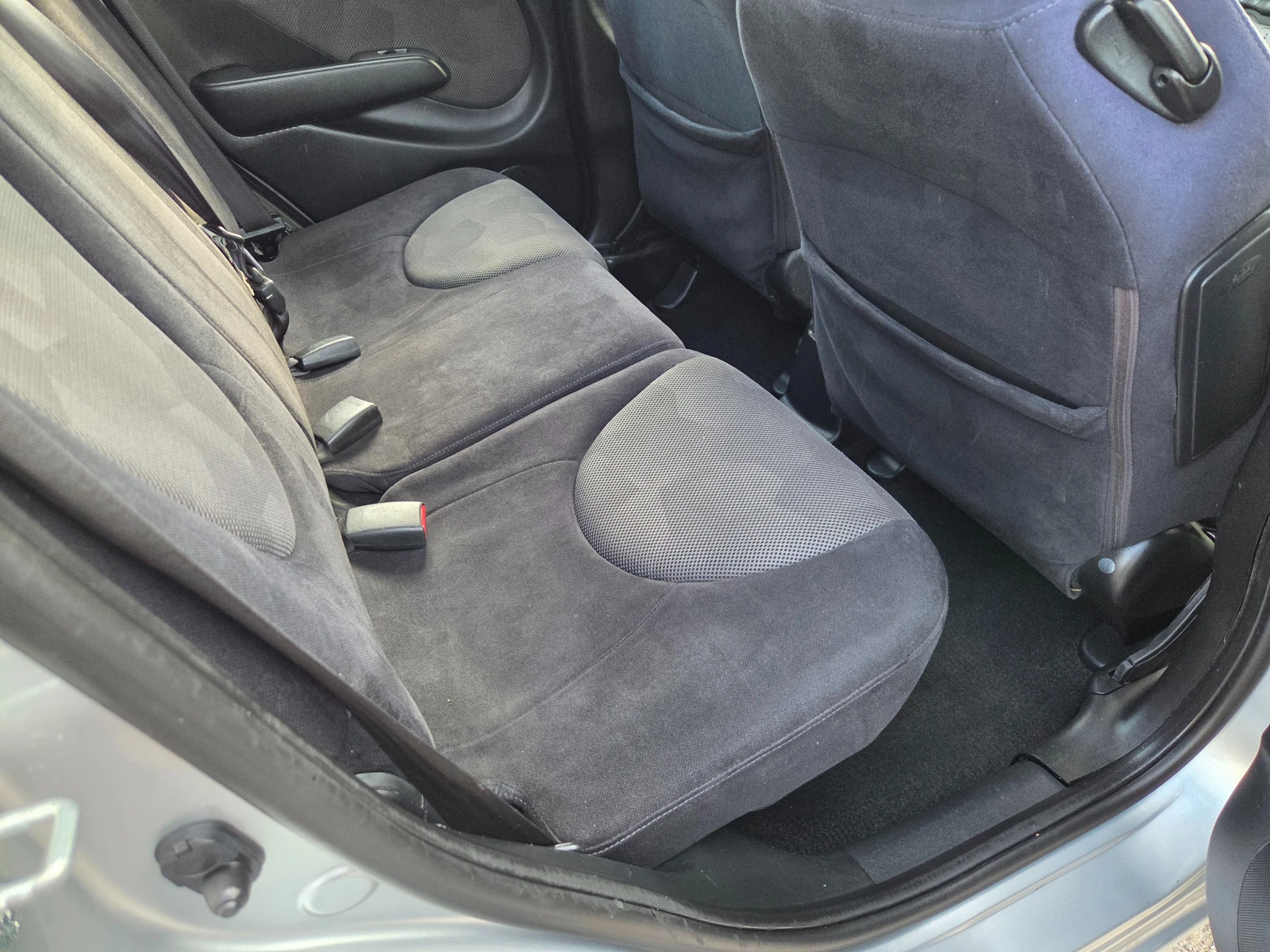 Honda Jazz 1.4 i AUTOMAT, снимка 7 - Автомобили и джипове - 55325324