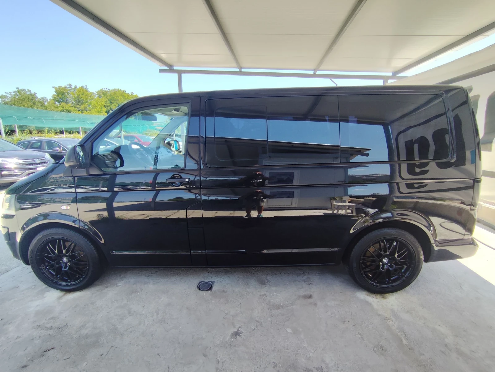 VW Multivan 2.0 TDI Швейцария , снимка 8 - Автомобили и джипове - 55334458