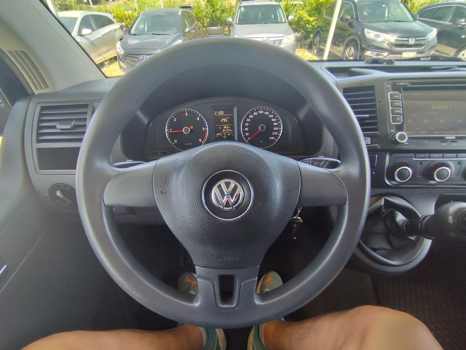 VW Multivan 2.0 TDI Швейцария , снимка 5 - Автомобили и джипове - 55334458