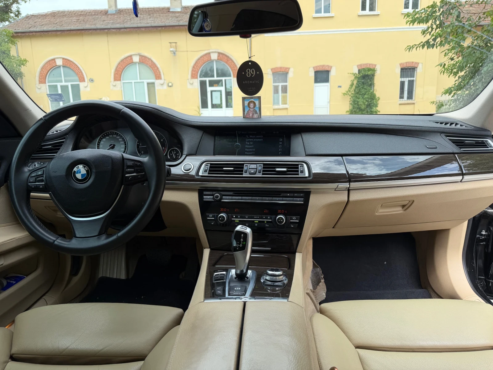 BMW 730, снимка 10 - Автомобили и джипове - 55596549