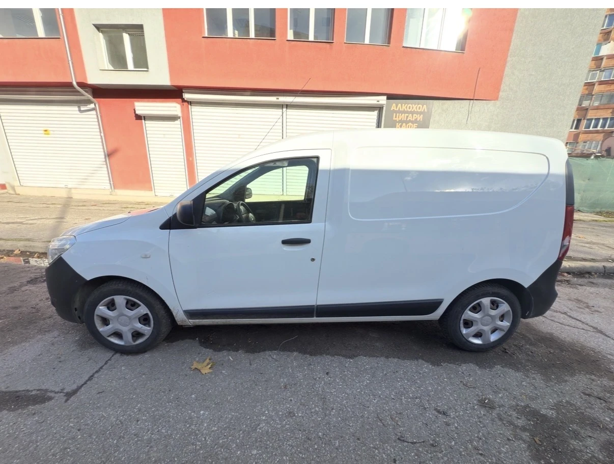 Dacia Dokker Dacia Dokker с двигател 1.5 dCi (90 конски сили / , снимка 3 - Автомобили и джипове - 55977439