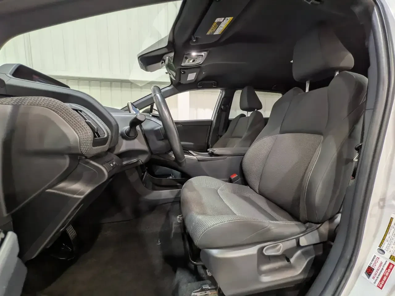 Toyota bZ4X XLE/ПОДГРЕВИ/ДИСТРОНИК/CARFAX/, снимка 6 - Автомобили и джипове - 56283347