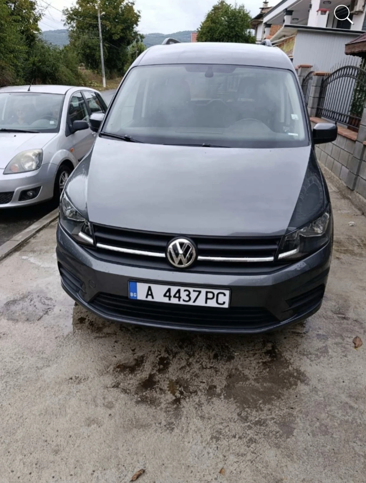 VW Caddy