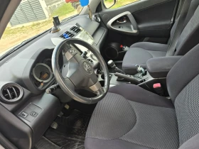 Toyota Rav4 2.2 d4d, снимка 2