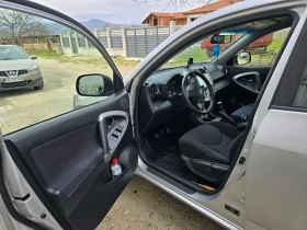 Toyota Rav4 2.2 d4d, снимка 5