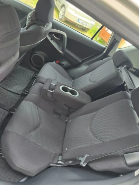 Toyota Rav4 2.2 d4d, снимка 14