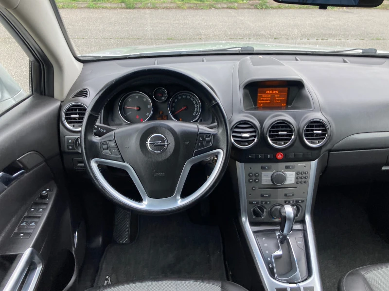 Opel Antara 2.2CDTI-AVTOMAT, снимка 9 - Автомобили и джипове - 47630269