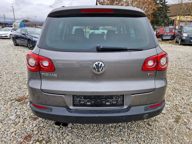 VW Tiguan 150ps* AC* PDC* КОЖА* 4 MOTION* TUV, снимка 3 - Автомобили и джипове - 47960640