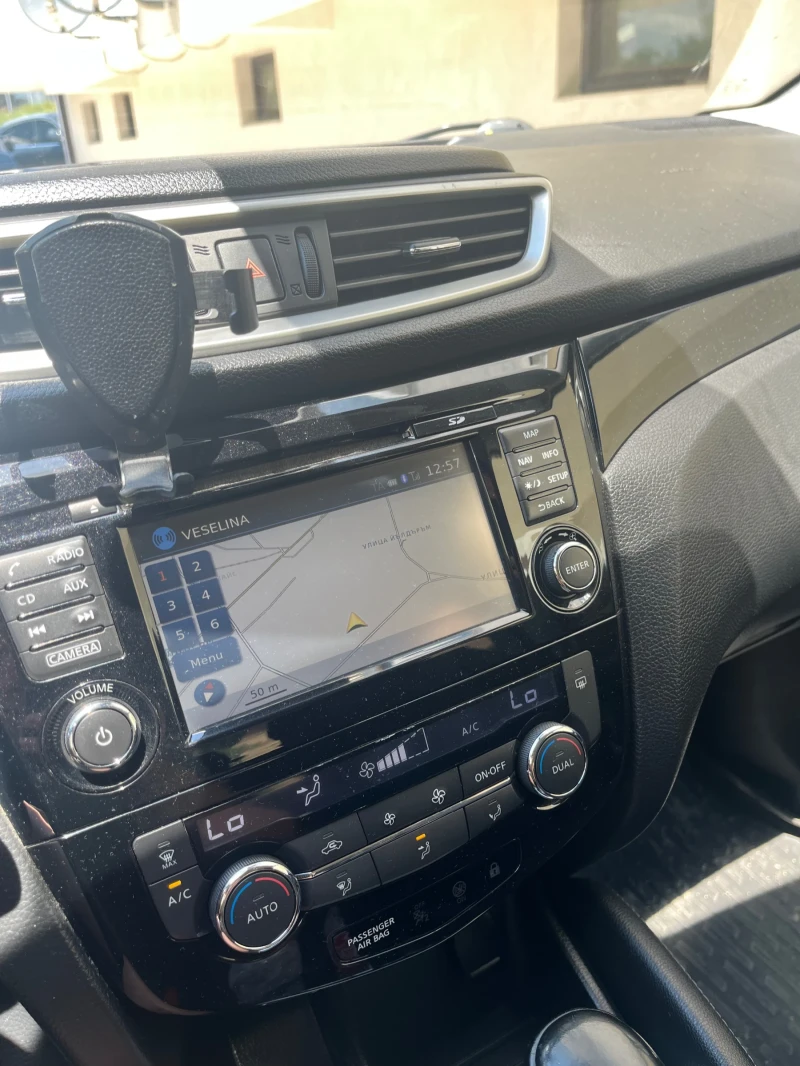 Nissan Qashqai, снимка 10 - Автомобили и джипове - 50549327