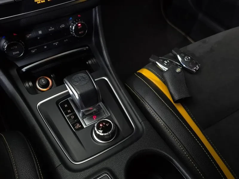 Mercedes-Benz GLA X156 Gla45 Amg 4Matic 50Th Anniversary Edition, снимка 9 - Автомобили и джипове - 56323882