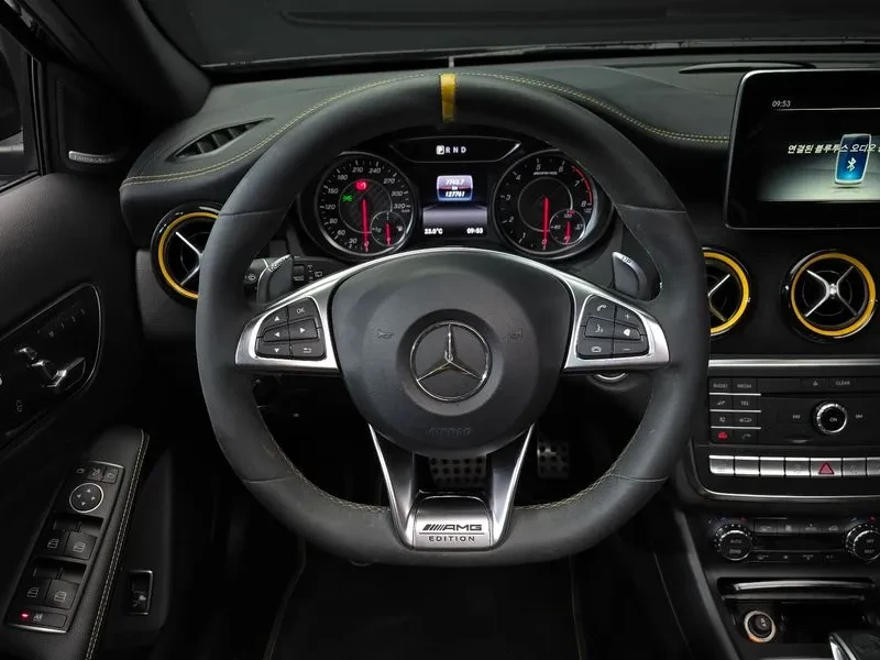 Mercedes-Benz GLA X156 Gla45 Amg 4Matic 50Th Anniversary Edition, снимка 13 - Автомобили и джипове - 56323882