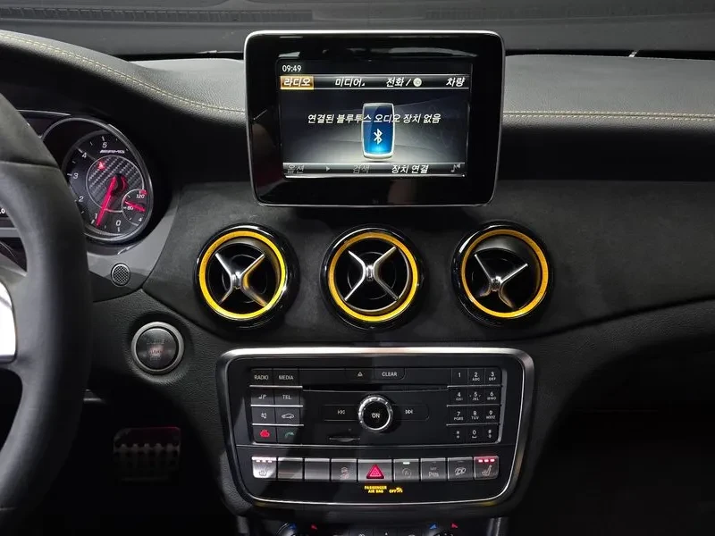 Mercedes-Benz GLA X156 Gla45 Amg 4Matic 50Th Anniversary Edition, снимка 14 - Автомобили и джипове - 56323882