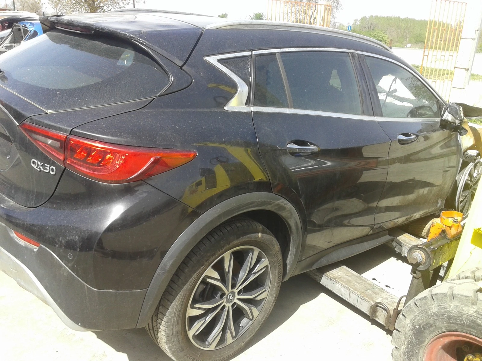 Infiniti QX30 2.2d - изображение 3