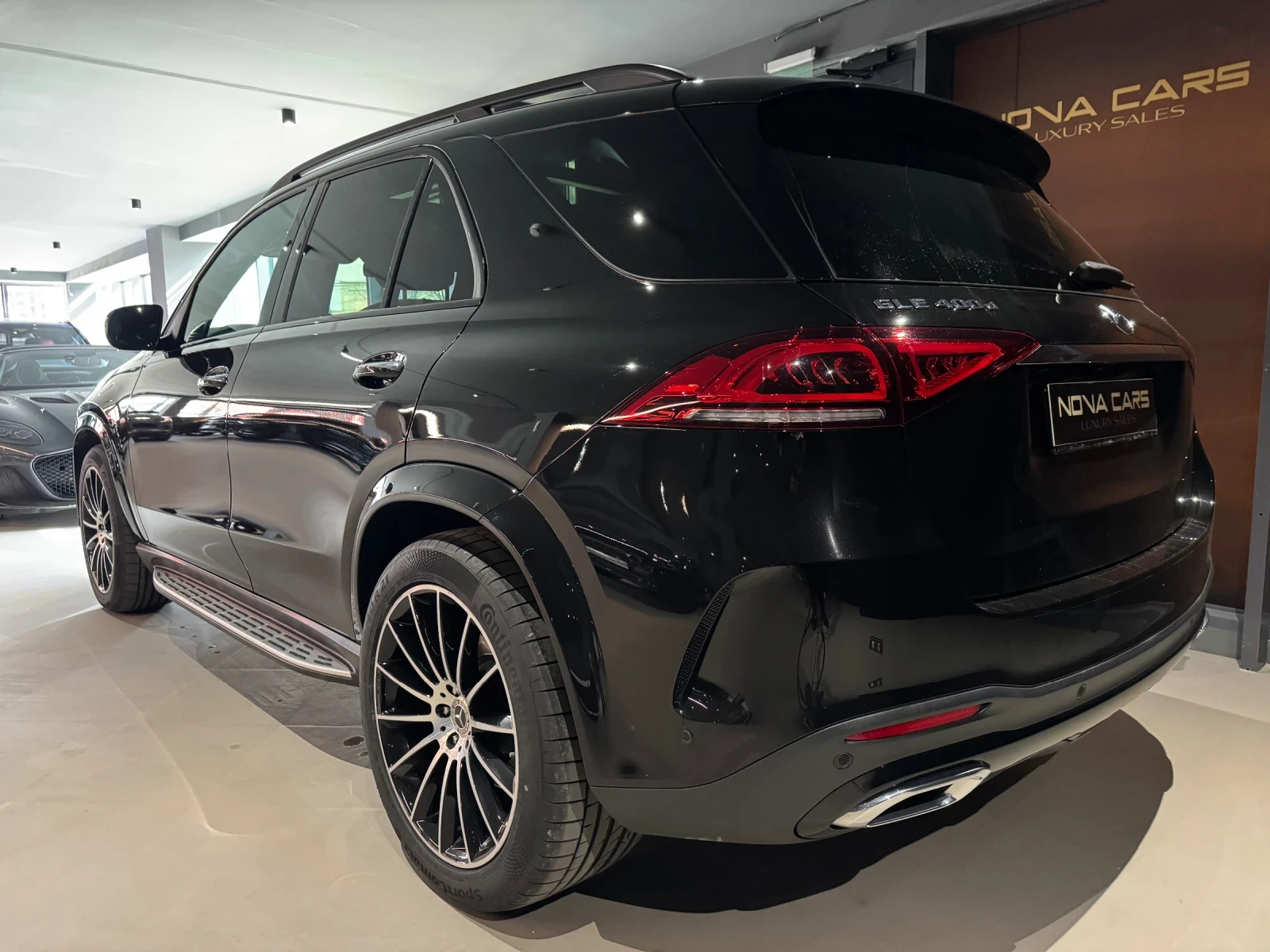 Mercedes-Benz GLE 400 d AMG  - изображение 8