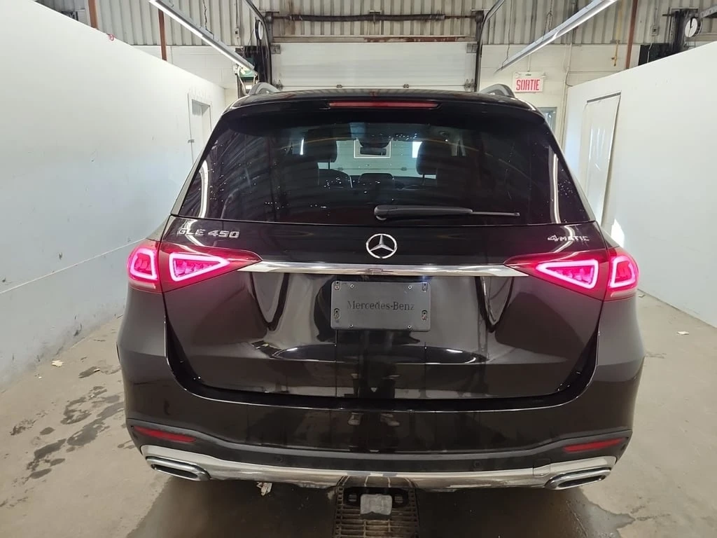 Mercedes-Benz GLE 450 / ДИСТРОНИК / ПОДГРЕВ / ОБДУХВАНЕ / 360 / ПАНО - изображение 5