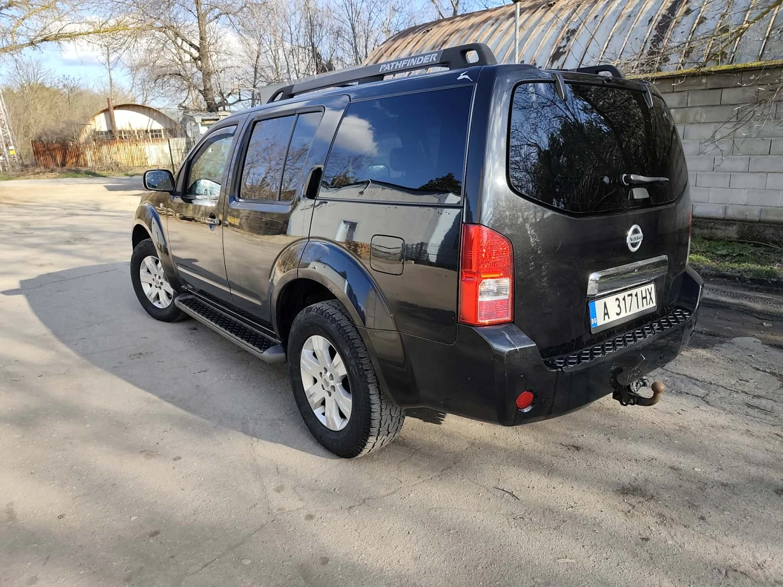 Nissan Pathfinder dCi, снимка 7 - Автомобили и джипове - 53746932