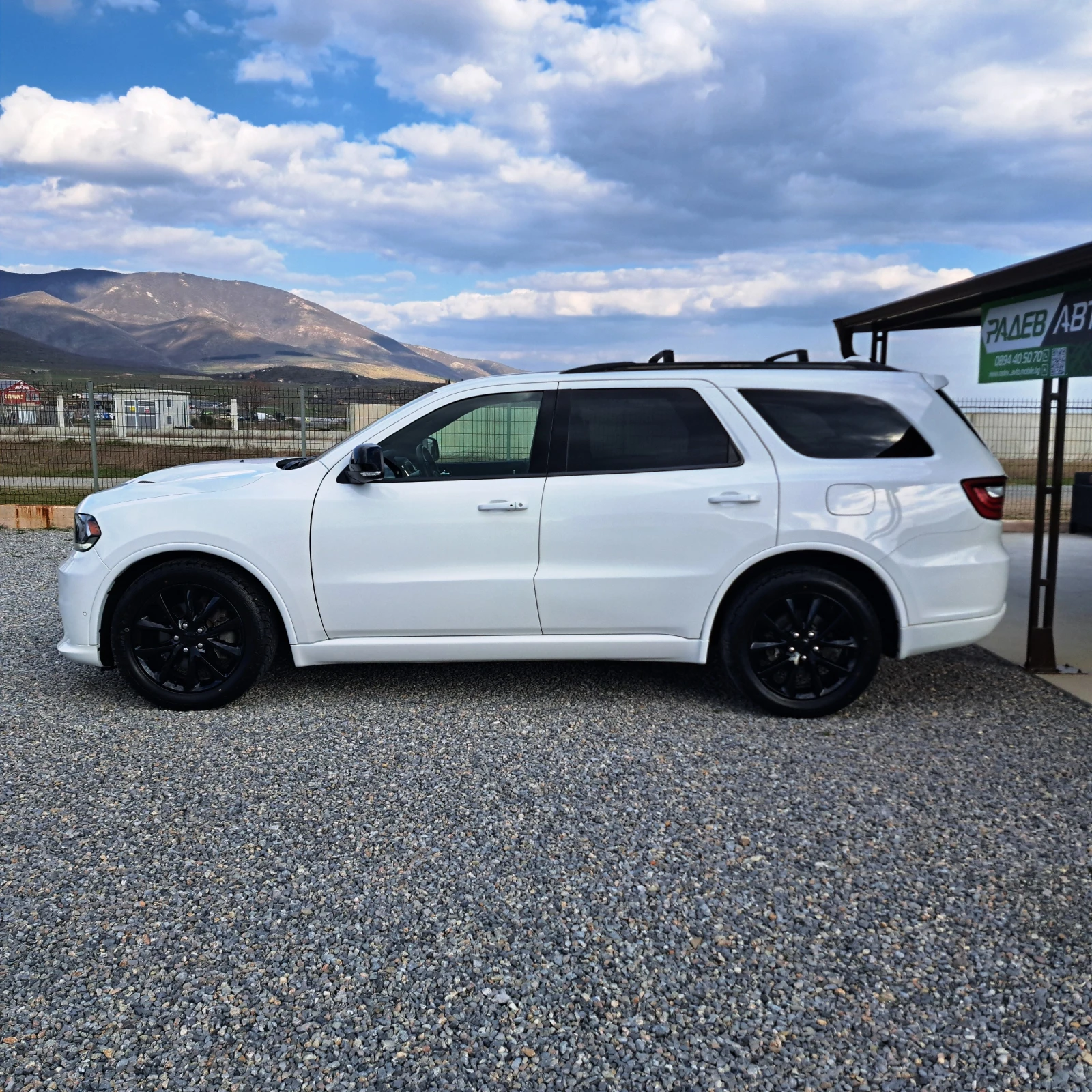 Dodge Durango R/T 5.7 HEMI AWD* 2018* 7 МЕСТА* ОТЛИЧЕН!* , снимка 3 - Автомобили и джипове - 54005200