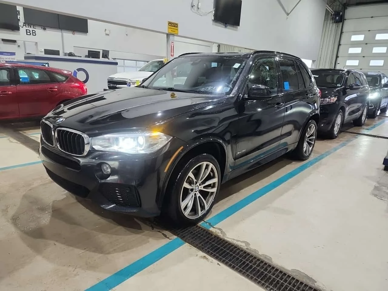 BMW X5 * XDRIVE35I * H/K * KEYLESS* ПОДГРЕВИ* ПАНО* CARFA