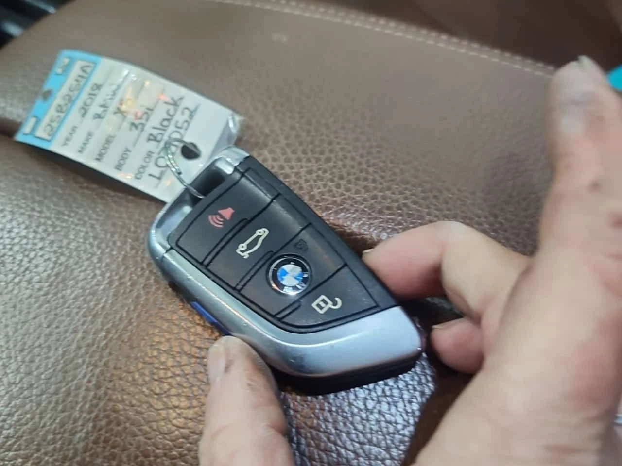 BMW X5 * XDRIVE35I * H/K * KEYLESS* ПОДГРЕВИ* ПАНО* CARFA, снимка 8 - Автомобили и джипове - 54185707