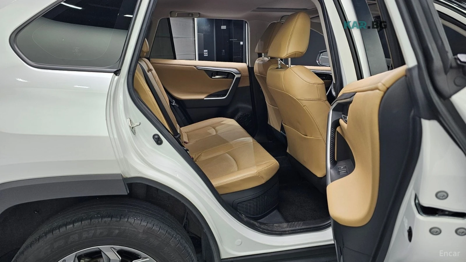 Toyota Rav4 5TH GEN/2.5 HYBRID AWD/LTD , снимка 15 - Автомобили и джипове - 55367108