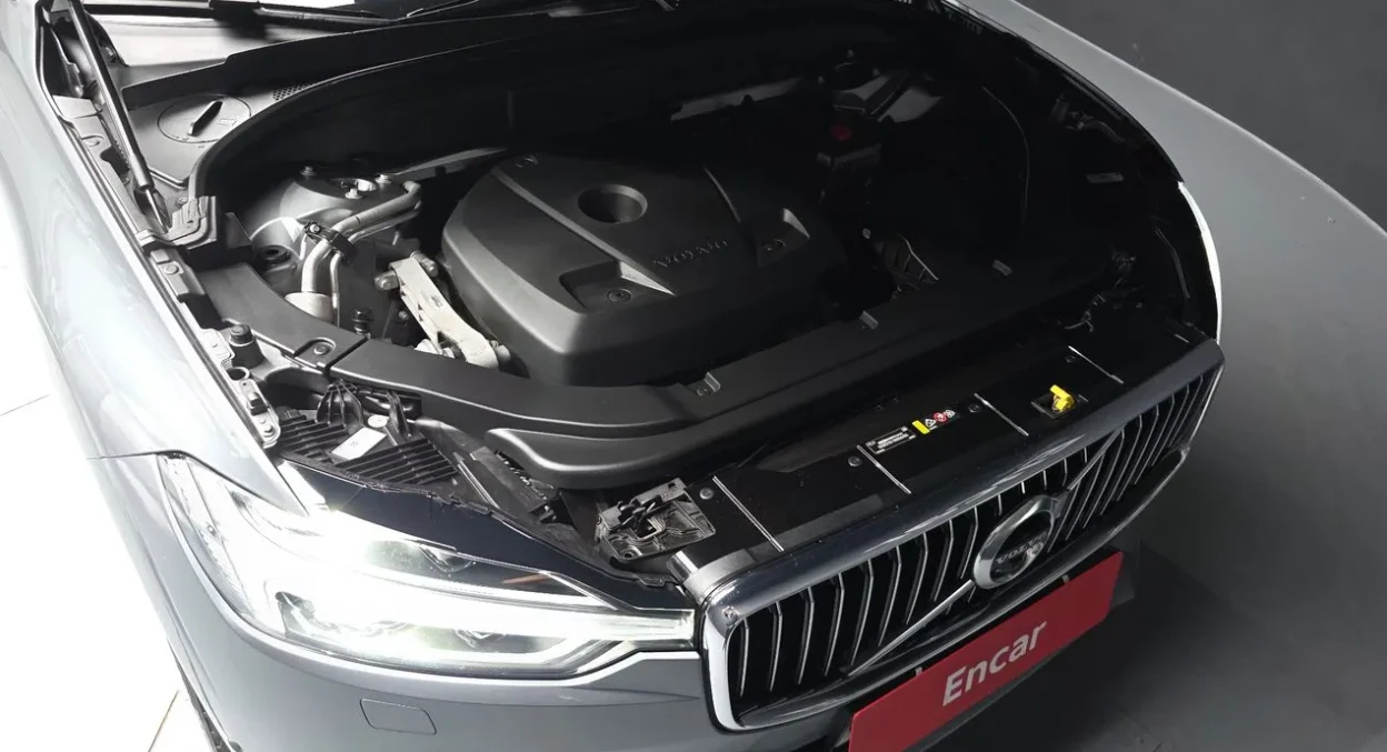 Volvo XC60 КОЖА* ОБДУХ* 360* МАСАЖHUD* , снимка 6 - Автомобили и джипове - 55599469