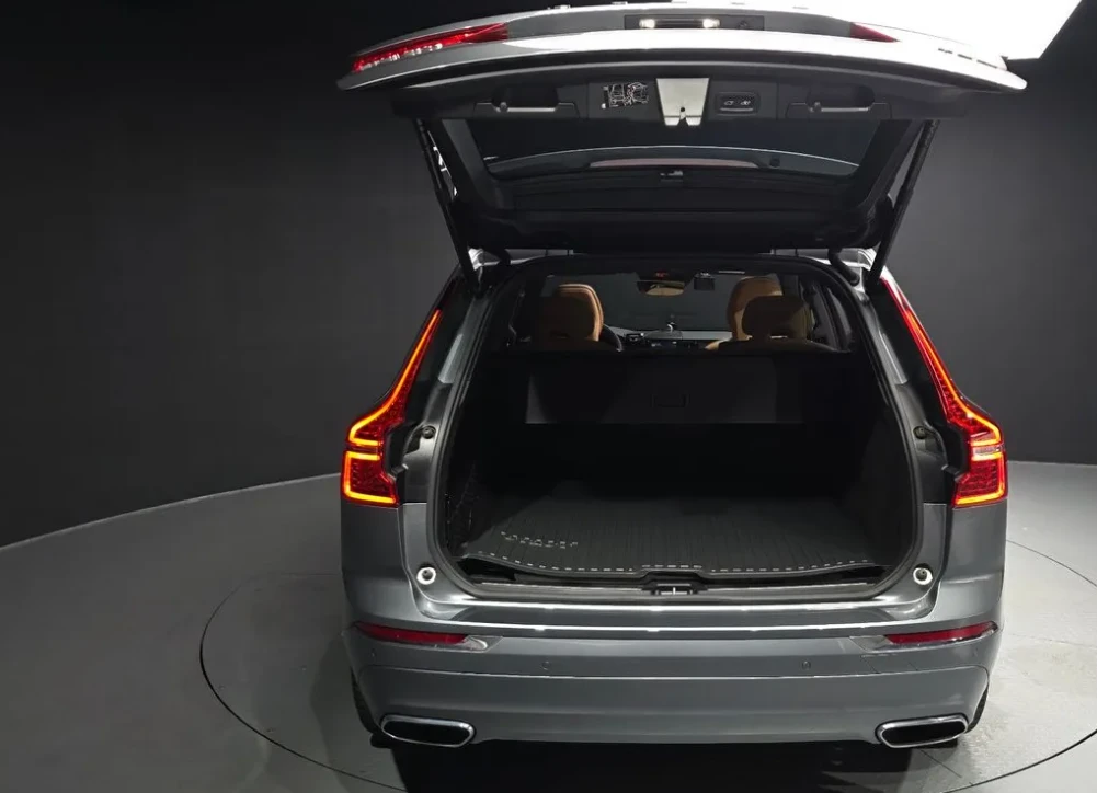 Volvo XC60 КОЖА* ОБДУХ* 360* МАСАЖHUD* , снимка 16 - Автомобили и джипове - 55599469
