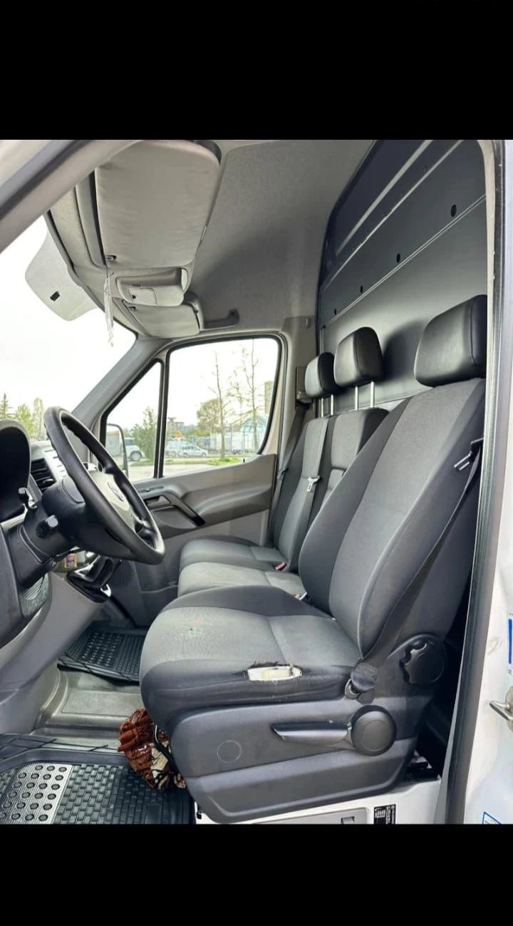 VW Crafter С климатик, снимка 10 - Бусове и автобуси - 48591203