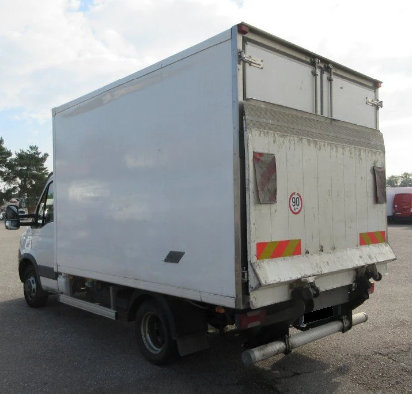 Iveco 35c15 3.0* ХЛАДИЛЕН-30* БОРД+ ВРАТИ* КЛИМА* ТОК* 3.5т N1 - изображение 4