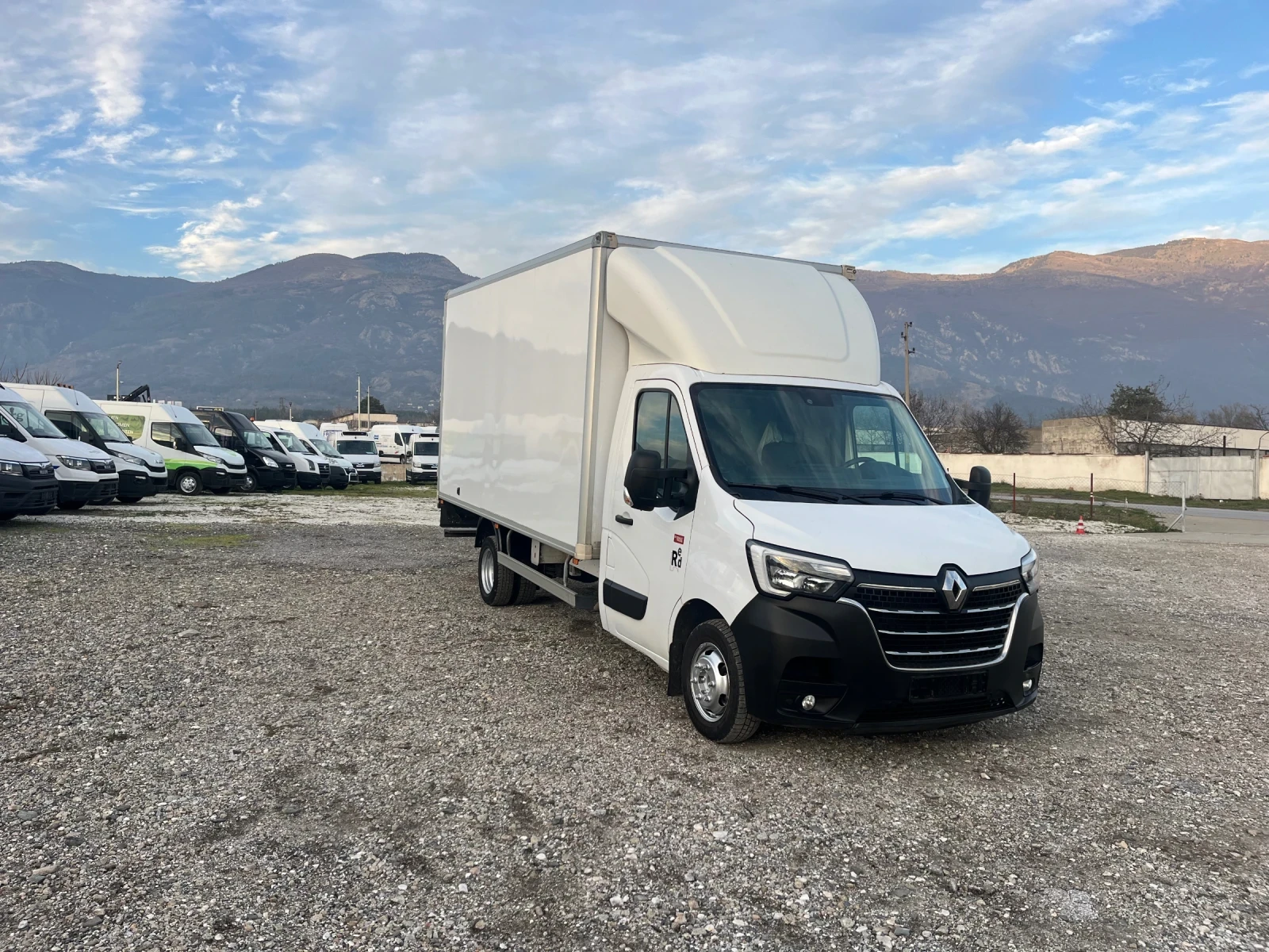 Renault Master 2.3!163к.с!Дв.Гума!До3.5т!Euro6!Клима! - изображение 4