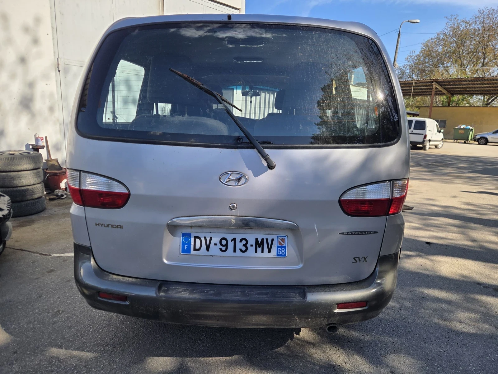 Hyundai H1 2.5Tdi, снимка 5 - Бусове и автобуси - 54334306
