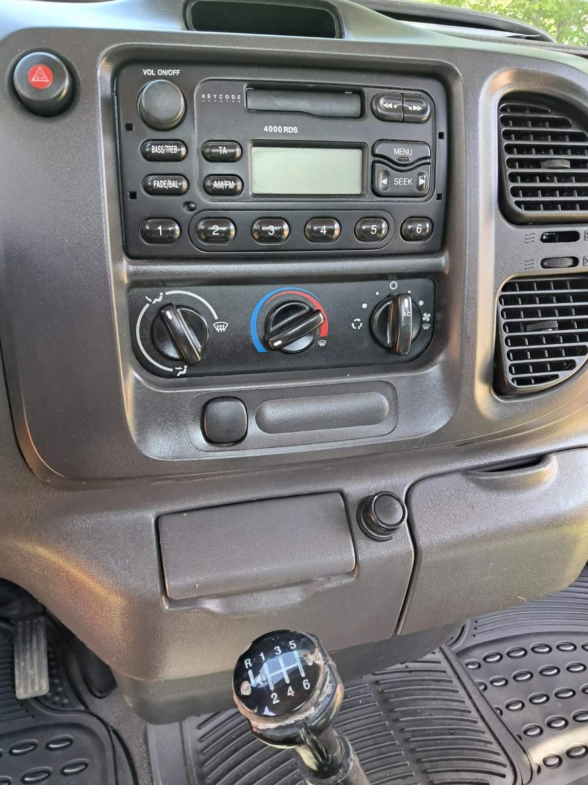 Ford Transit, снимка 8 - Бусове и автобуси - 55594927