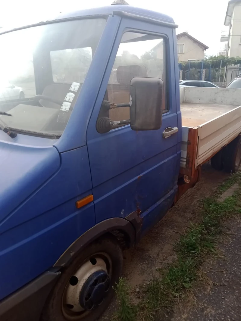 Iveco Daily, снимка 4 - Камиони - 47526316