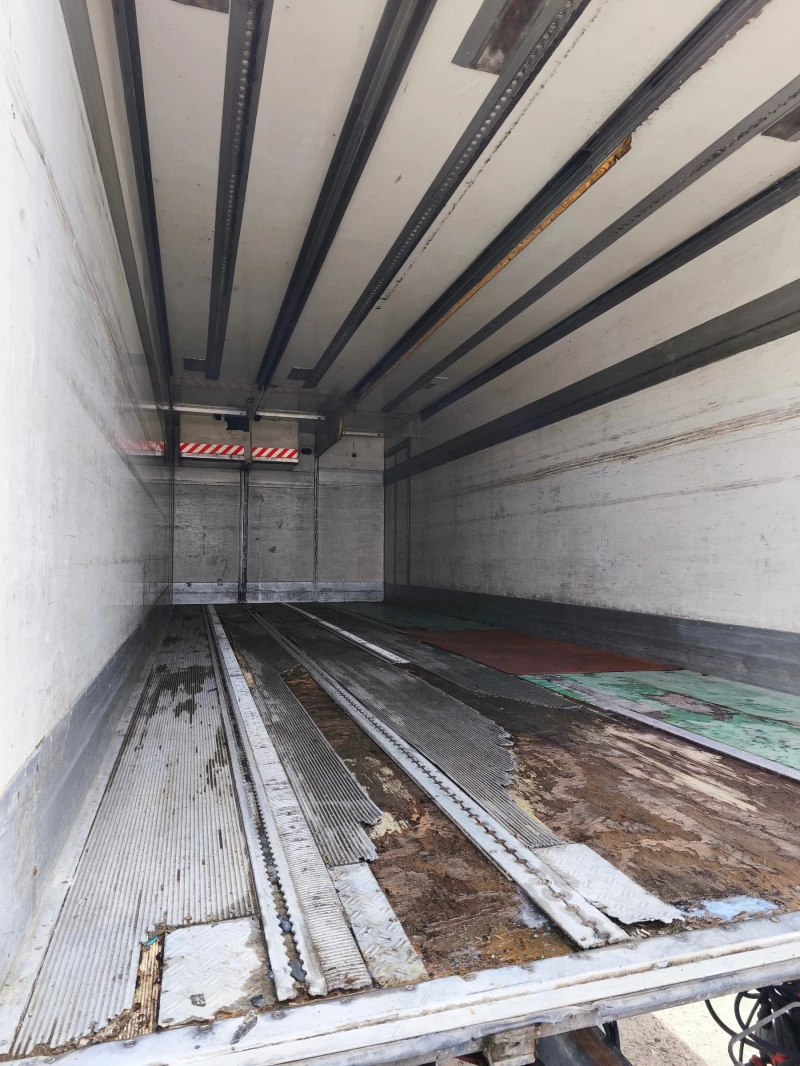 Mercedes-Benz Actros хладилен фургон 7.80м, снимка 4 - Камиони - 50162451