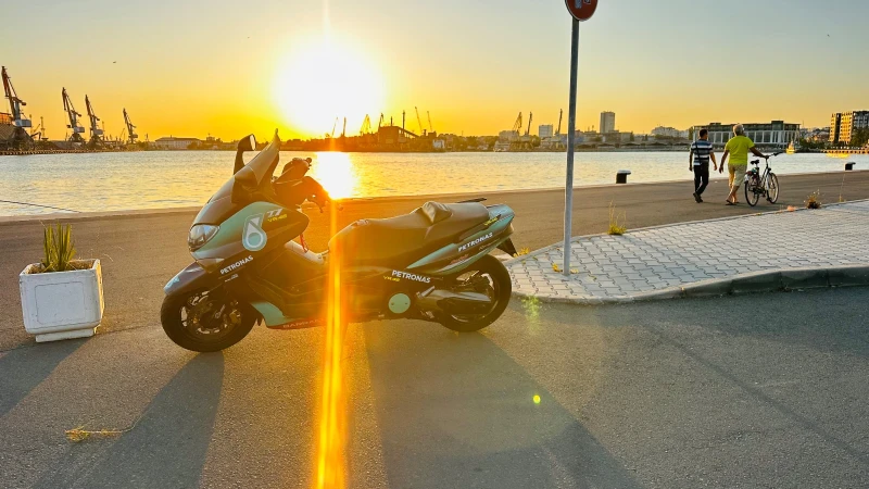 Yamaha T-max, снимка 7 - Мотоциклети и мототехника - 52298173