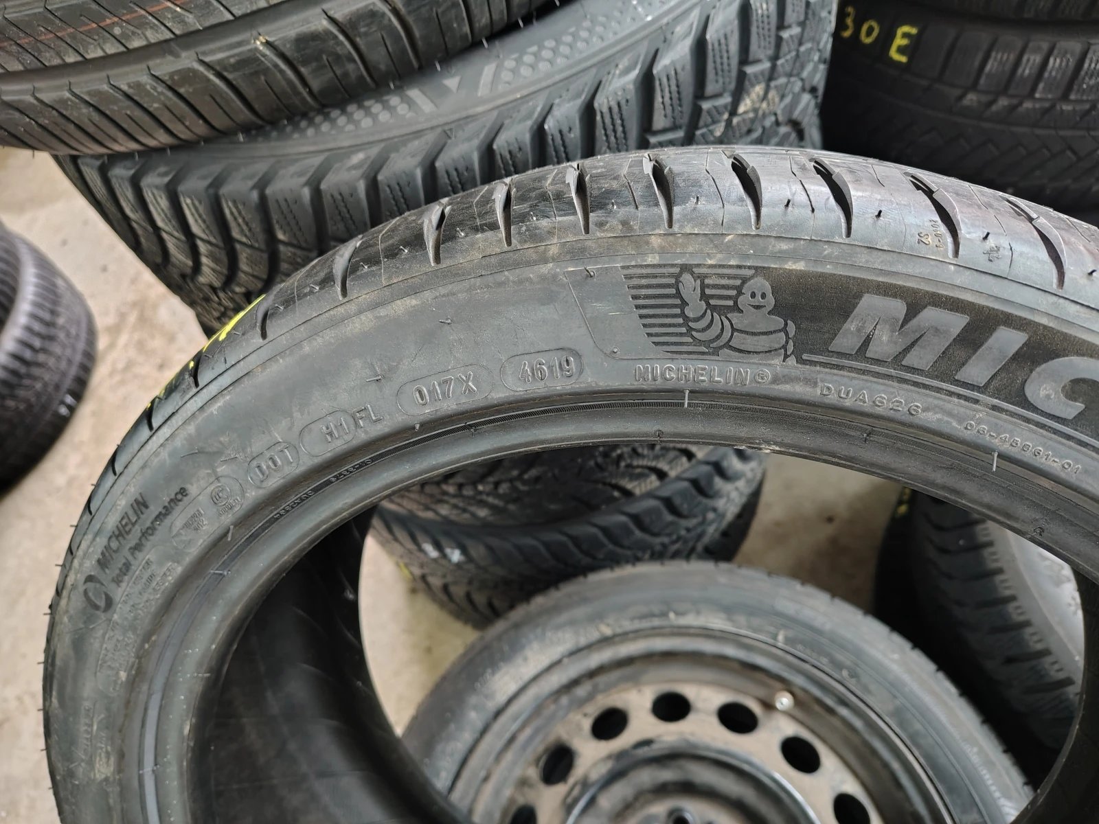 ���� 215/45R18 | Mobile.bg � ����������� 5