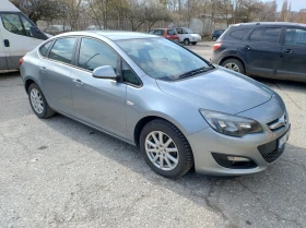 Opel Astra J 1.6 ГАЗ от България, снимка 5