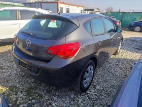 Opel Astra 1, 6i Евро5, снимка 9