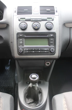 VW Touran CROSS  2.0 TDI   6+ 1 МЕСТА   НОВ ВНОС   | Auto.bg — изображение 11