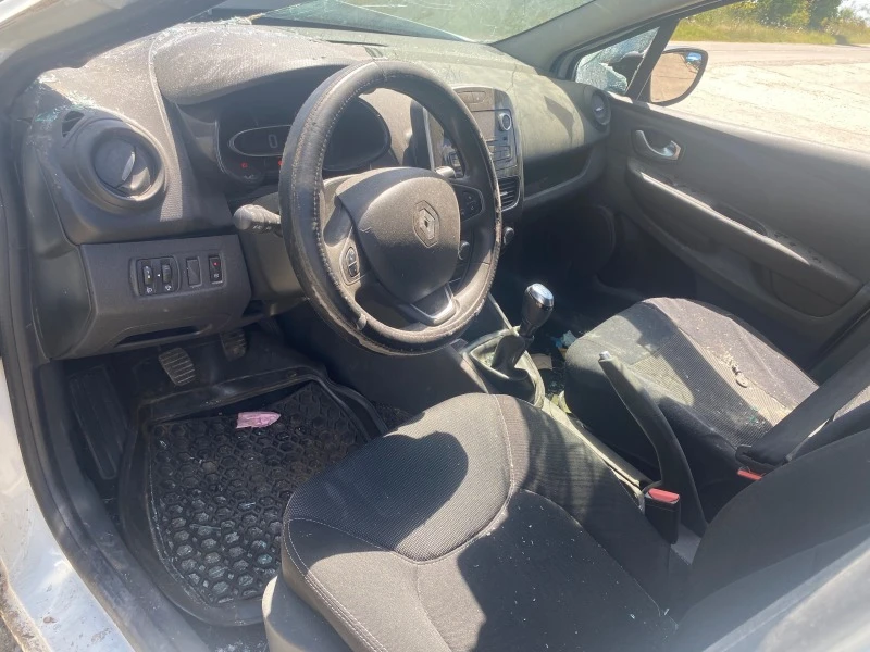 Renault Clio 1.5 DCI 75кс., снимка 6 - Автомобили и джипове - 42957134