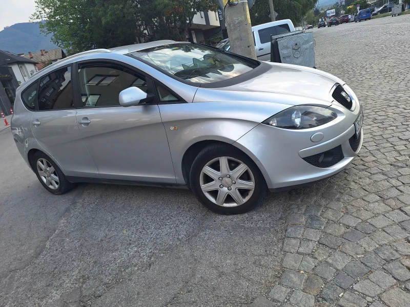 Seat Altea Xl 1.9 TDI, снимка 3 - Автомобили и джипове - 47143711