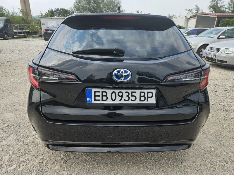 Toyota Corolla 1.8 122к.с хибрид, снимка 5 - Автомобили и джипове - 47150195