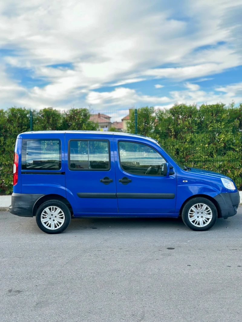 Fiat Doblo 1.9 MULTIJET TOP 4+ 1 , снимка 4 - Автомобили и джипове - 47539186