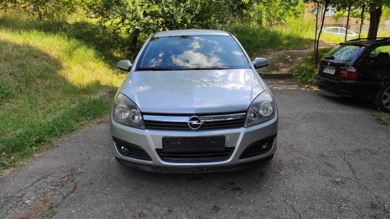 Opel Astra 1.4 BENZIN, снимка 5 - Автомобили и джипове - 47960521