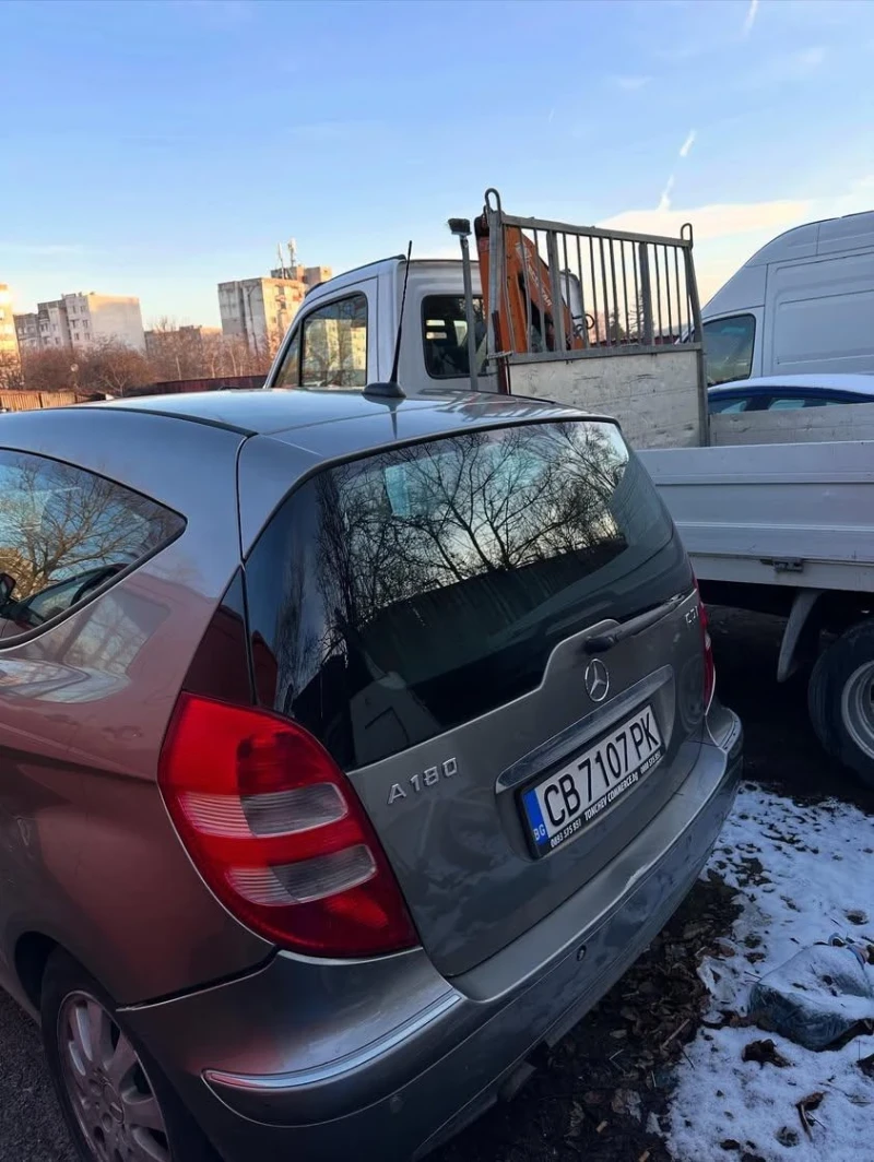 Mercedes-Benz A 180, снимка 2 - Автомобили и джипове - 48576517